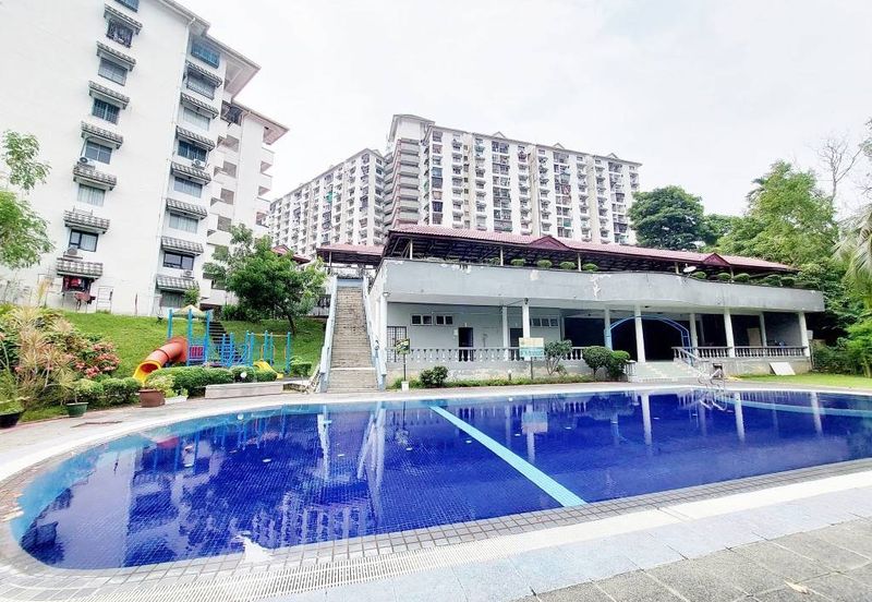 Desa View Towers Apartment