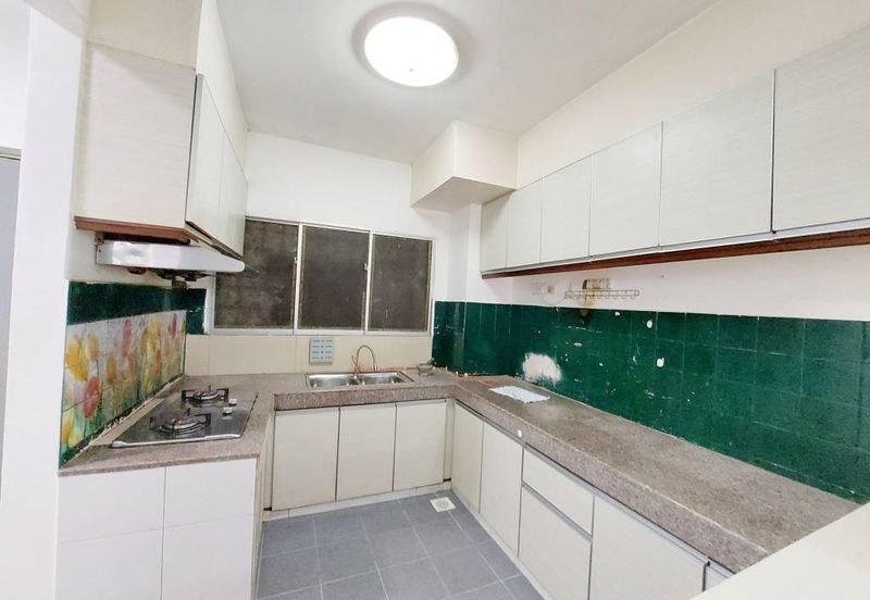 Desa View Towers Apartment