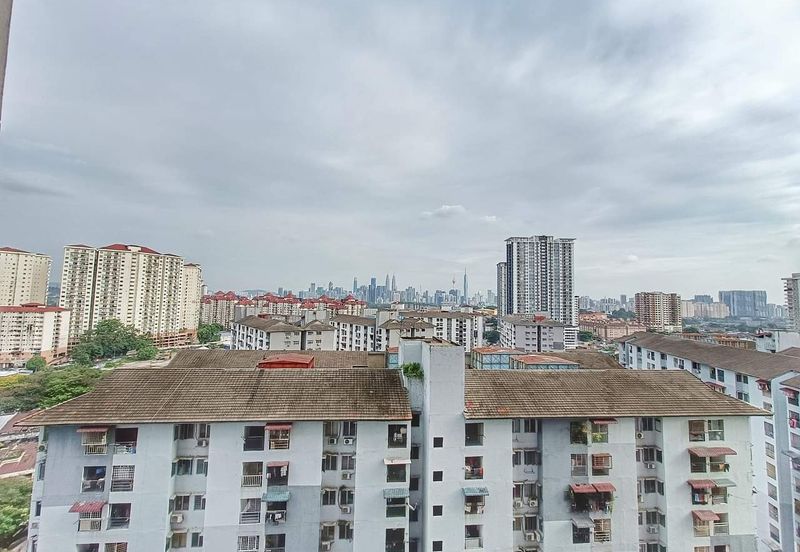 Residensi Platinum Teratai