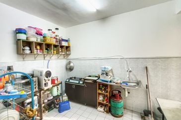 Antilia Shop Apartment, Bandar Tasik Puteri