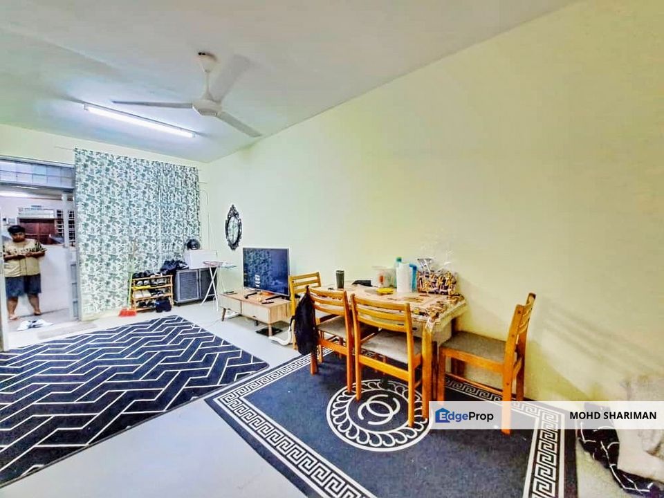 Pangsapuri Desa Lembah Permai, Ampang, Selangor, Ampang