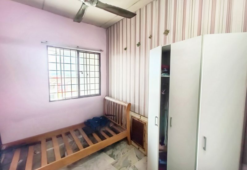 Astana Alam Apartment