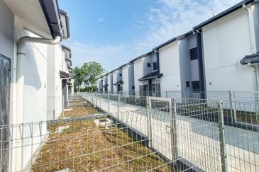 Casira 3 @ Bandar Bukit Raja