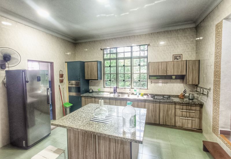 Jalan Bukit Rahman Putra