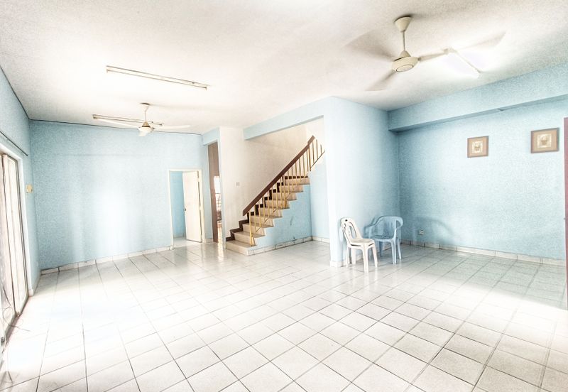 Jalan Spektrum U16 @ Taman Bukit Subang