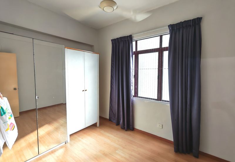 Shamelin Bestari Condominium