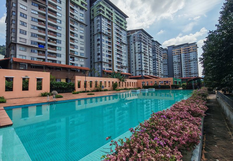 Perdana Exclusive Condominium