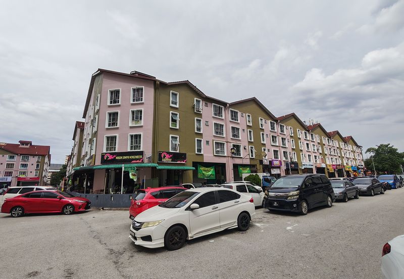 Pusat Komersial Seksyen 7