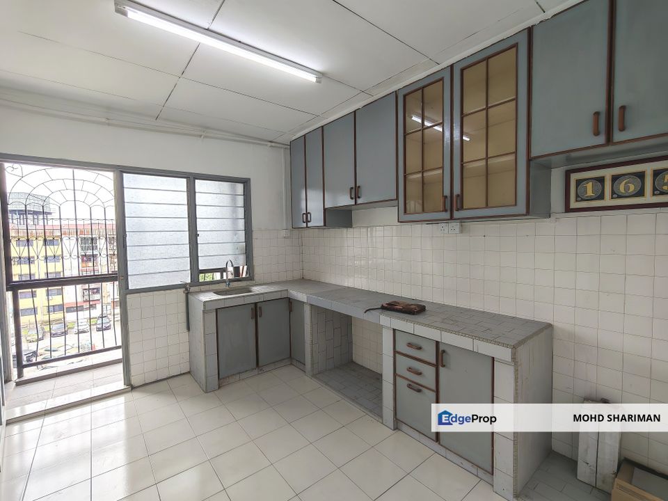 BARU RENO✨Flat PKNS Seksyen 17, Shah Alam, Selangor, Shah Alam