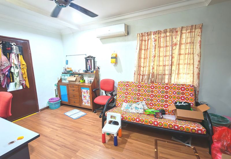 Kampung Sungai Pelong