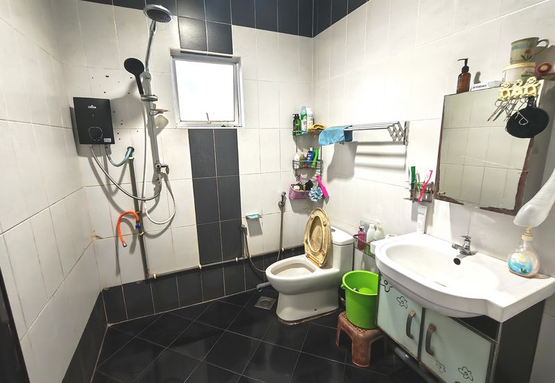 Kampung Sungai Pelong