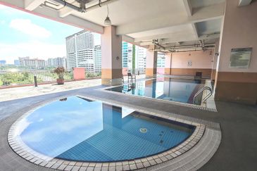 Brunsfield Service Apartment