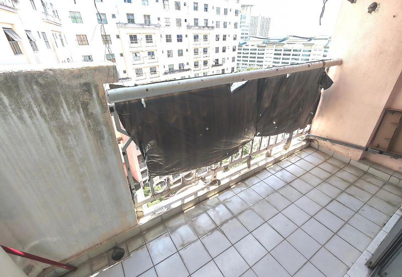 Brunsfield Service Apartment