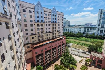 Brunsfield Service Apartment