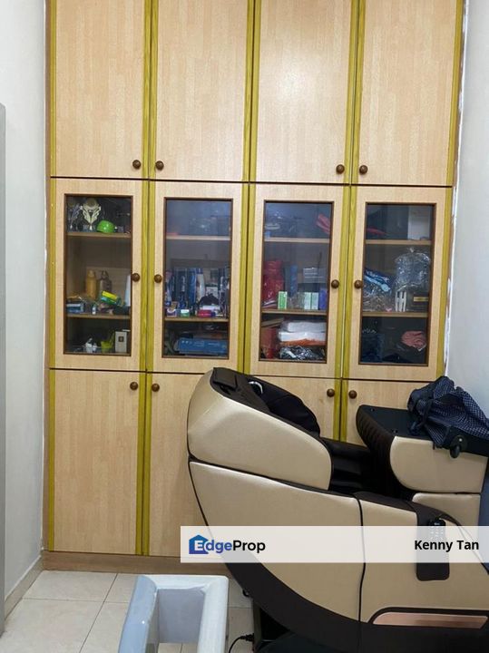 Double storey terrance Corner lot, Taman Sri Muda Shah Alam RM1700 per