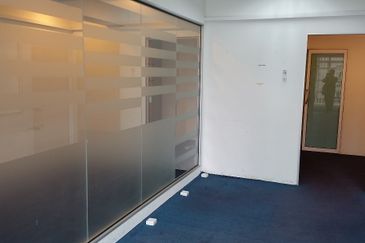 Impian Meridian Commerz