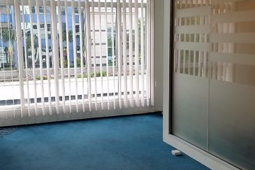 Impian Meridian Commerz