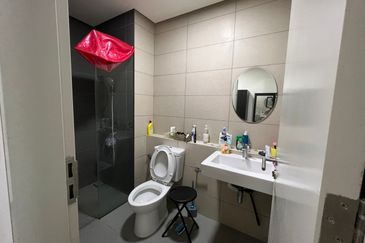 Paloma @ Tropicana Metropark