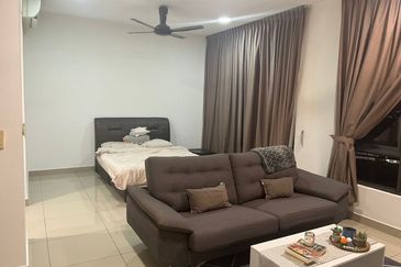 Paloma @ Tropicana Metropark