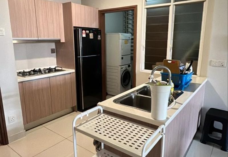 Royal Regent Sri Putramas III