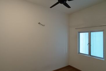 Zeta DeSkye Residence