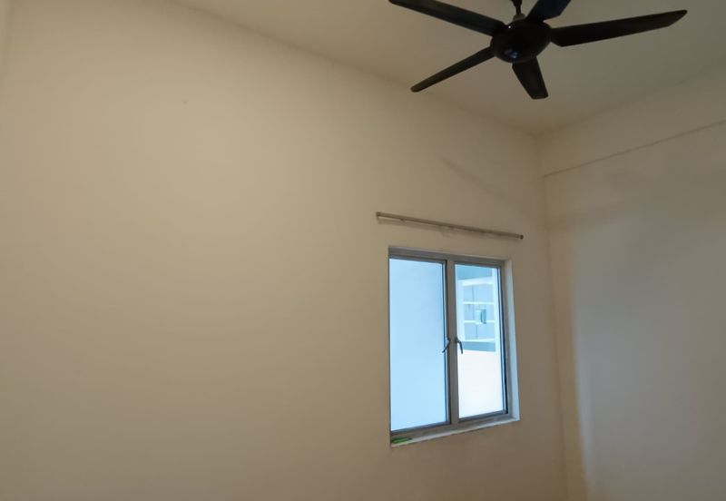 Zeta DeSkye Residence