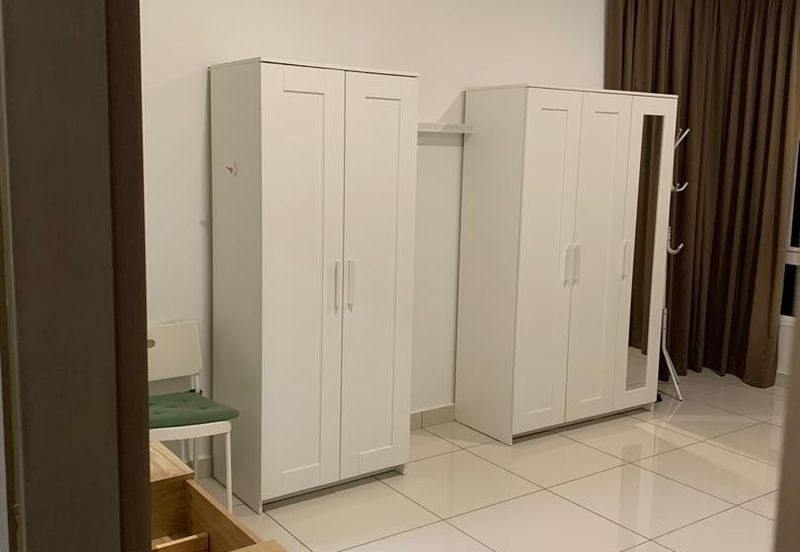 Royal Regent Sri Putramas III