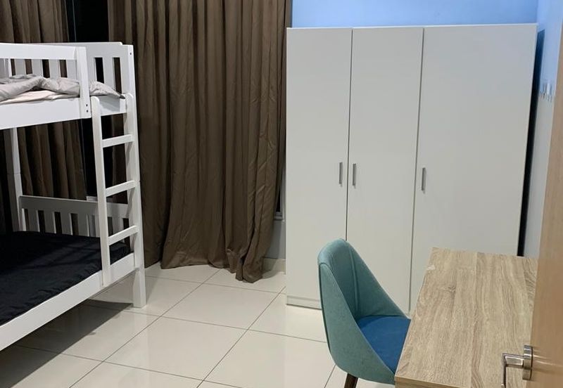 Royal Regent Sri Putramas III