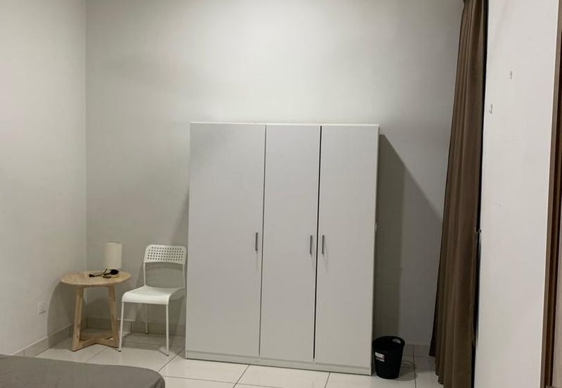 Royal Regent Sri Putramas III