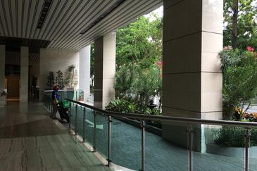 Royal Regent Sri Putramas III