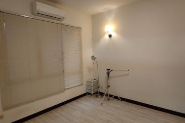 Desa ParkCity (Nadia Parkfront Condominium)