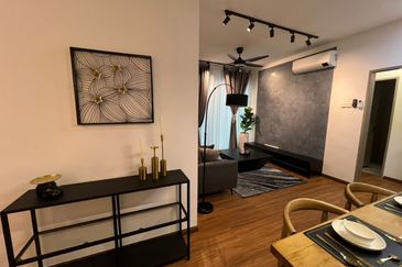 The Trees, Bukit Lanjan