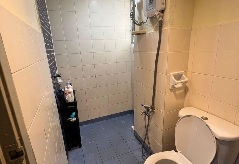 Perdana Exclusive Condominium