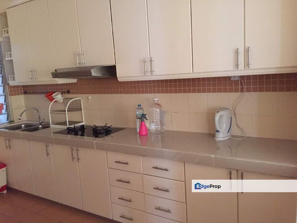 Actual unit , Selangor, Damansara Perdana