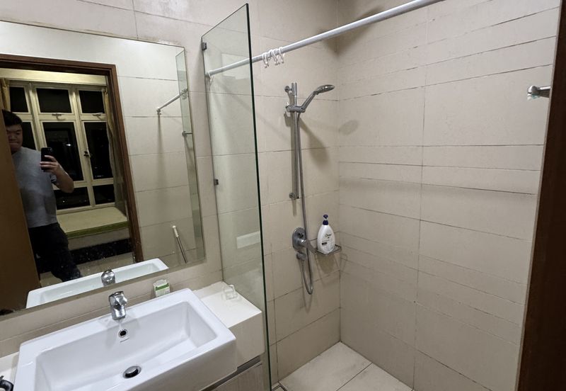 Royal Regent Sri Putramas III