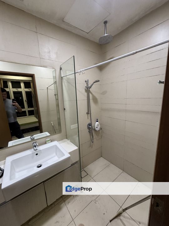 Royal Regent , Kuala Lumpur, Dutamas