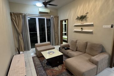 Royal Regent Sri Putramas III