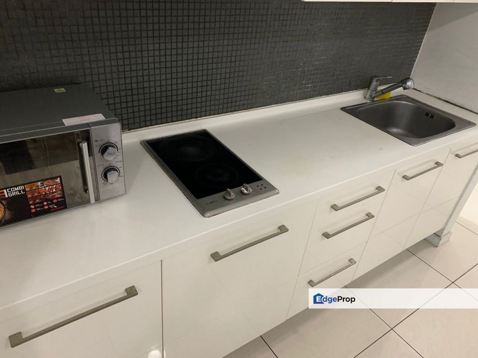 Dataran Cascades, Kota Damansara, Petaling Jaya, 1 Bedrooms, Fully Furnished, For Sale., Selangor, Kota Damansara