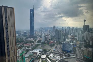 Menara EcoWorld (The Stride Strata Office @ BBCC)