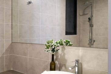 KL Gateway Premium Residence