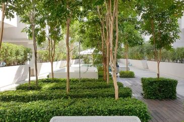 The Edge of U-Thant Semi detached house for Rent