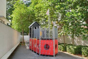 The Edge of U-Thant Semi detached house for Rent