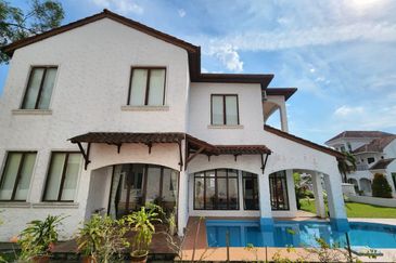 Seksyen 10 Kota Damansara Bungalow for Rent