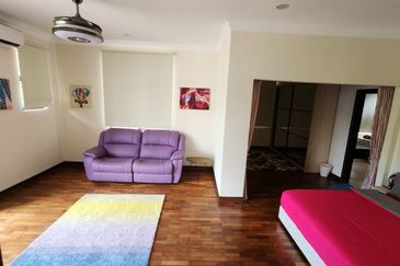 Seksyen 10 Kota Damansara Bungalow for Rent