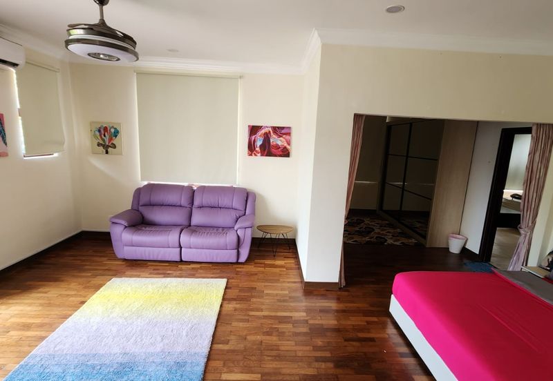 Seksyen 10 Kota Damansara Bungalow for Rent