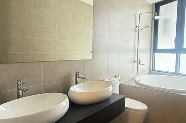 KL Gateway Residences