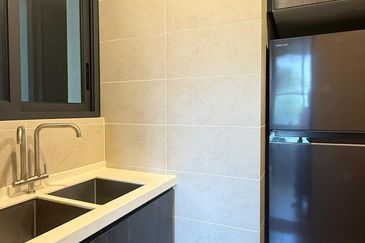 Bukit Pantai (Pantai Hill)