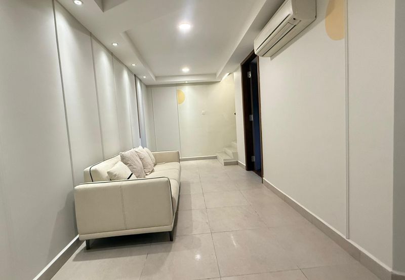 Bukit Pantai (Pantai Hill)