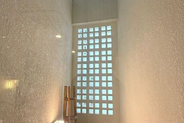 Bukit Pantai (Pantai Hill)