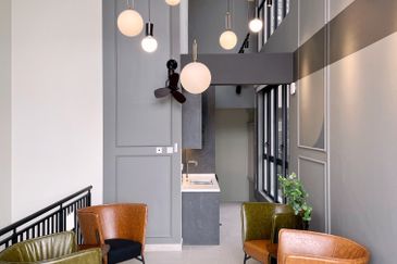 Bukit Pantai (Pantai Hill)